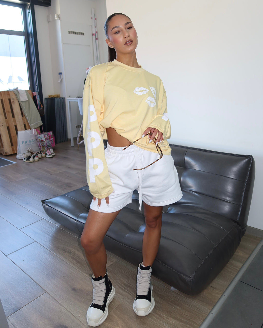 Priority longsleeve shirt butter yellow
