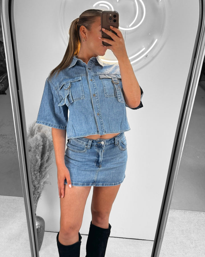 Denim pocket strap top blue