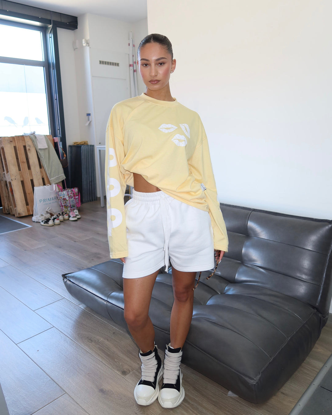 Priority longsleeve shirt butter yellow
